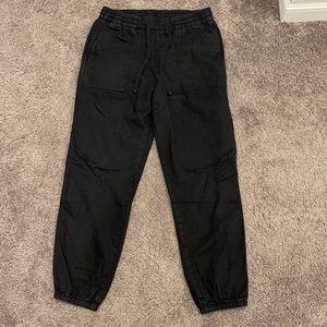 Thicker jogger bag styled pants